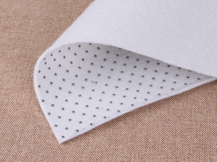 滴塑防滑無紡布供應(yīng)商 滴塑防滑無紡布供應(yīng)商