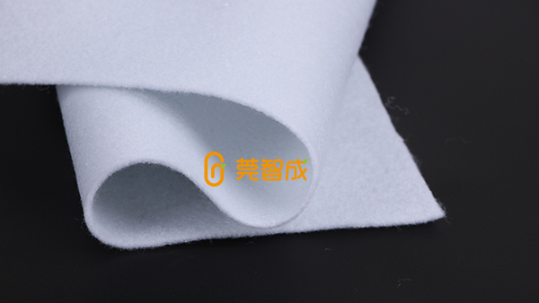 阻燃針刺無紡布毛氈-阻燃防護(hù)的作用