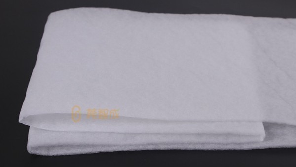 口罩熱擠占紙尿褲生產(chǎn)原材料，品牌需消化上漲成本