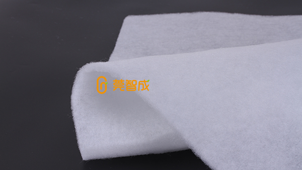 無膠棉廠家生產(chǎn)團(tuán)隊技術(shù)專業(yè)