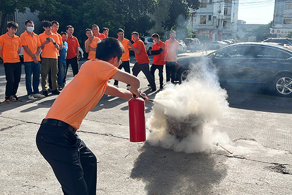 火災滅火器實操演練